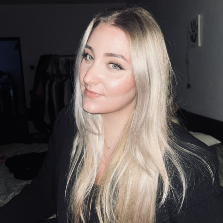 Zoe